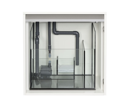 Aquariumunterschrank mit installierter Technik