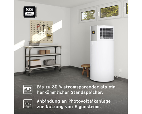 Innenraum mit Warmwasser-Wärmepumpe, Regal und Werkzeugwand für den Hornbach Webshop.