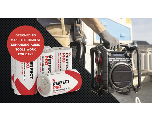 Baustellenradio mit Akkus und Handwerker