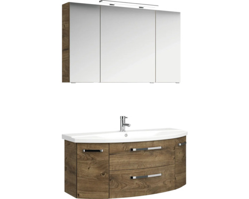 Waschtischkombination mit Spiegelschrank im Badezimmer