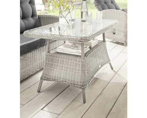 Gartentisch aus Rattan mit Glasplatte und Ablagefläche für den Außenbereich