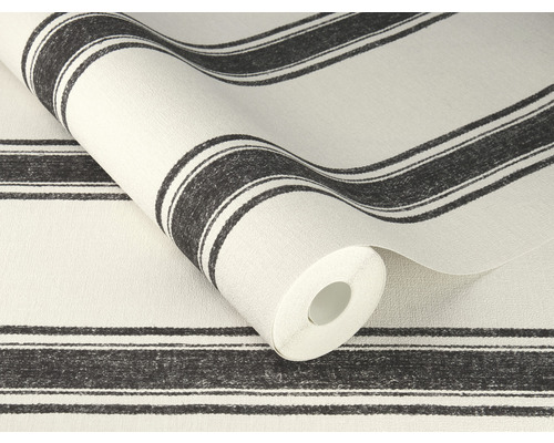 Tapetenrolle mit Streifenmuster