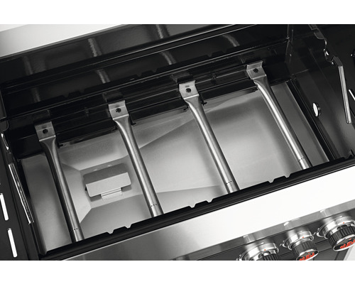 Innenansicht eines Gasgrills mit Brennern