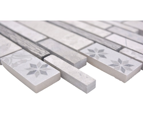 Mosaikfliesen aus Stein mit Dekor