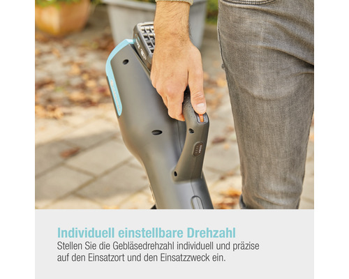Gardena Akku-Laubbläser mit einstellbarer Drehzahl wird von einer Person gehalten