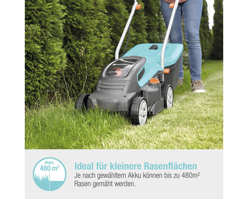 Akkurasenmäher im Einsatz auf einer Rasenfläche.