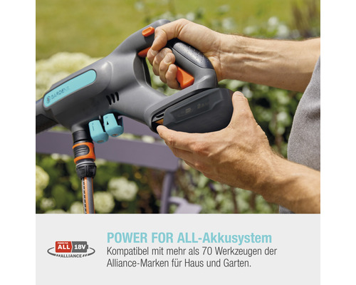 Gardena Akku-Hochdruckreiniger mit eingesetztem Akku in der Hand