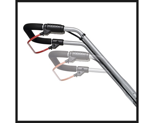 Detailaufnahme des Griffs eines Rasenmähers