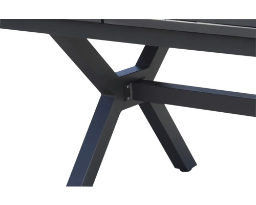 Detailansicht des schwarzen Tischgestells