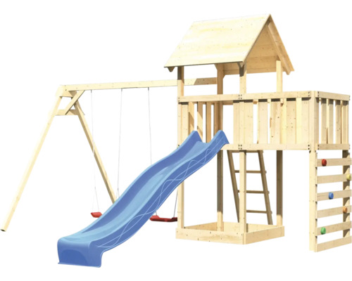 Spielplatz mit Rutsche, Schaukel und Kletterwand aus Holz