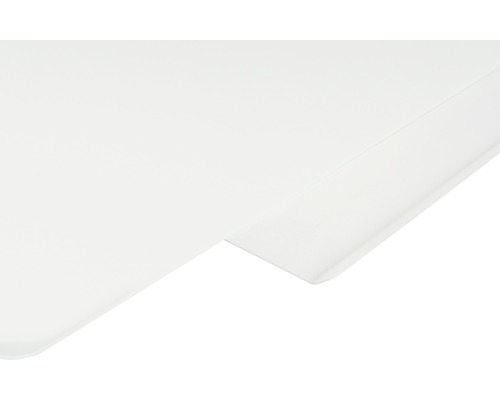 Ausschnitt einer weißen Duschwanne