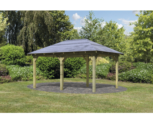 Gartenpavillon aus Holz mit Dachpappe im Garten