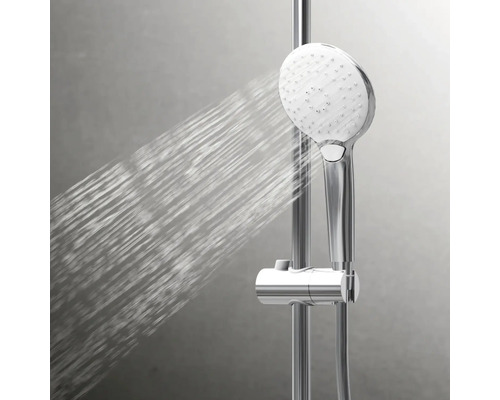 Brausestange mit Handbrause und Wasserstrahl