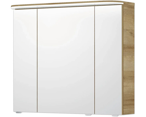 Schrank mit drei weißen Türen und Holzrahmen