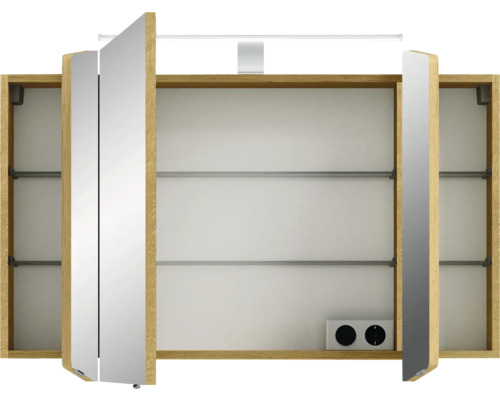 Offener Spiegelschrank mit Regalen und Steckdosen