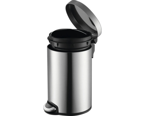 Treteimer aus Edelstahl mit geöffnetem Deckel