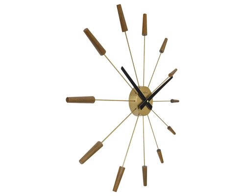 Wanduhr mit Holzdetails und goldenen Zeigern