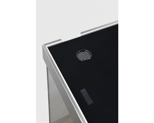 Detailansicht eines Aquariums mit schwarzem Deckel und Belüftungsöffnung