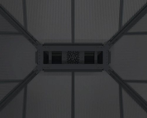 Detailaufnahme der Dachkonstruktion eines Gartenhauses mit Entlüftung