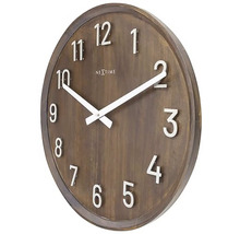 Holzwanduhr mit Ziffern