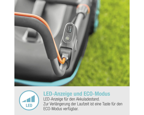 Detailansicht eines Rasenmähers mit LED Anzeige für den Akkuladestand und Taste für den Eco-Modus.