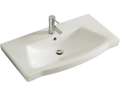 Keramikwaschbecken mit Armatur