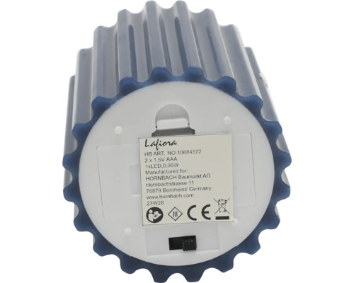 Unterseite einer Lafiora LED Kerze mit Batteriefach und Herstellerinformationen