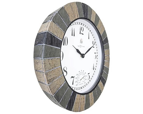 Wanduhr mit Thermometer