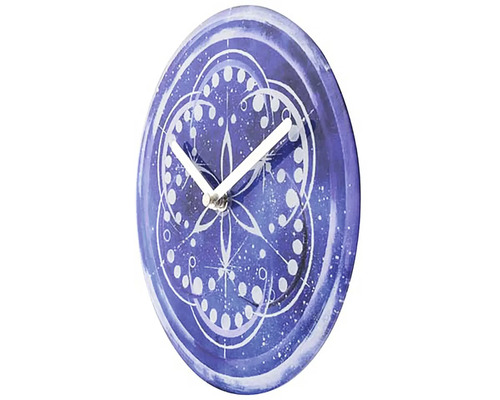 Dekorative Wanduhr mit Muster