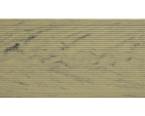 Terrassendiele mit geriffelter Oberfläche