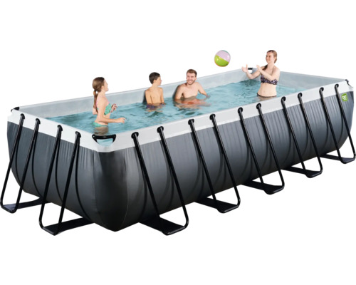 Rechteckiger Frame-Pool mit Familie im Wasser