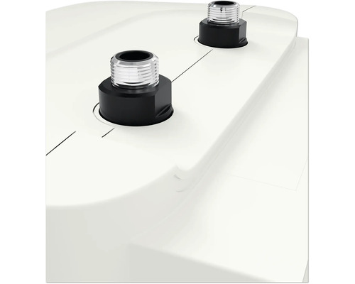 Detailansicht eines weißen Wasserbehälters mit zwei schwarzen Anschlussstutzen