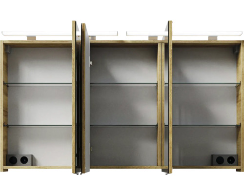Offener Spiegelschrank mit Glasböden und Beleuchtung