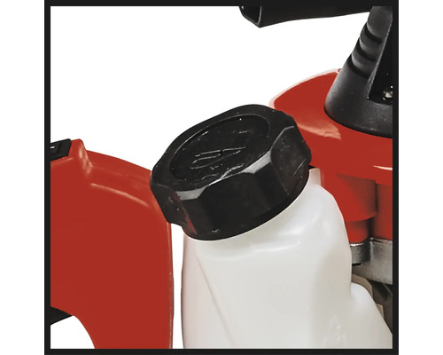 Detailaufnahme eines Kraftstofftanks mit schwarzem Verschluss