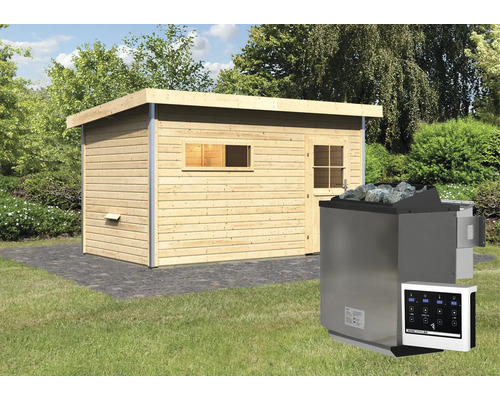 Holzsauna mit Saunaofen und Steuerung im Garten