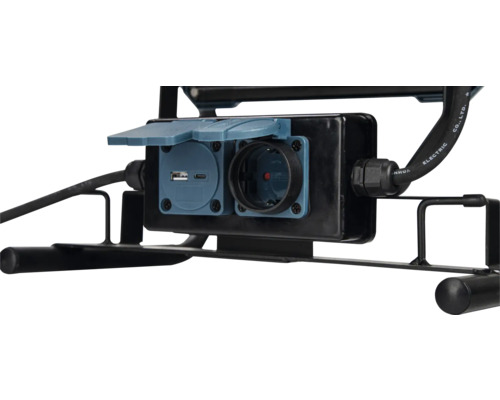 Nahaufnahme der Steckdose mit USB Anschluss