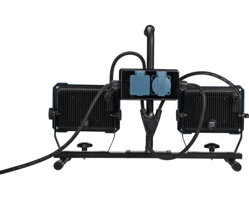 LED-Baustrahler mit zwei Steckdosen