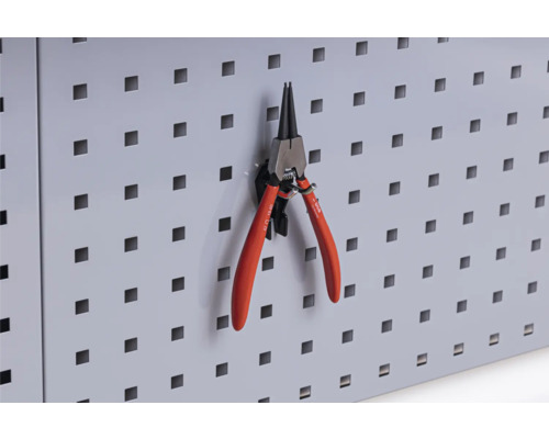 Sprengringzange an einer Lochwand