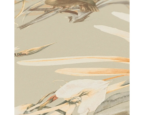 Nahaufnahme einer Tapete mit Blumen- und Vogelmotiven