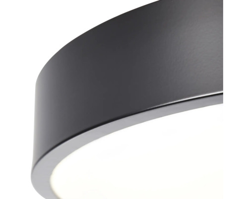 Detailansicht einer LED-Deckenleuchte