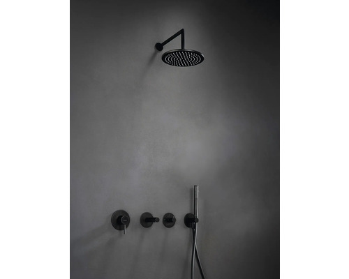 Duschsystem mit Kopfbrause, Handbrause und Armaturen für die Wandmontage