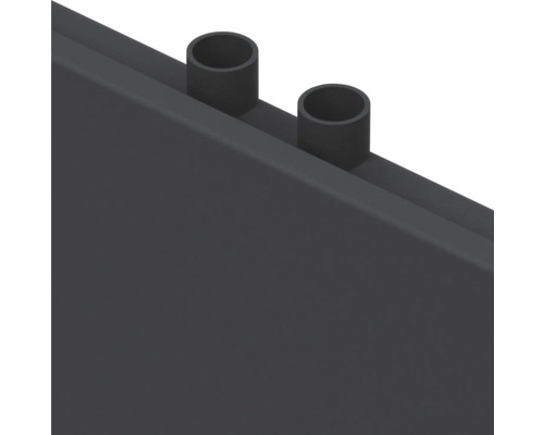 Detailansicht eines Heizkörpers mit Rohren