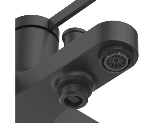 Detailansicht einer Armatur für ein Waschbecken