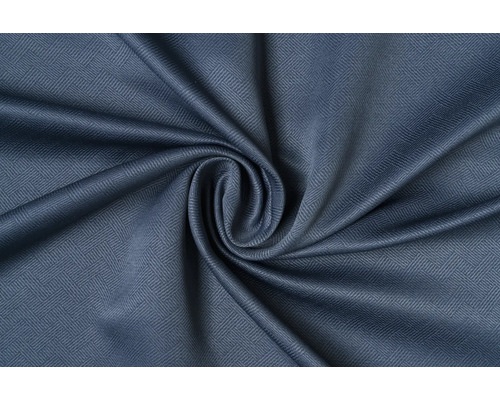 Gedrehtes Textil mit Fischgrätmuster