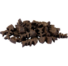 Haufen von Hundesnacks in Fischform