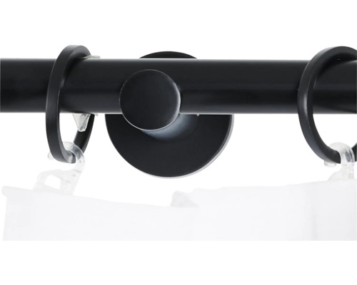 Gardinenstange mit Ringen und Faltenhaken zur Gardinenbefestigung.