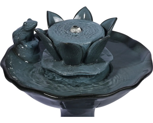 Lotusbrunnen mit Froschfigur