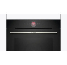 Bosch Backofen mit Bedienfeld und Griff