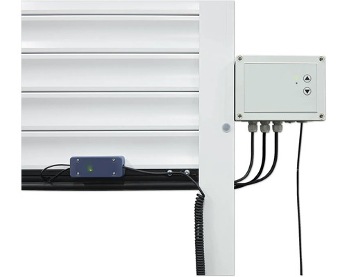 Außenjalousie mit Steuerungssystem und Sensor