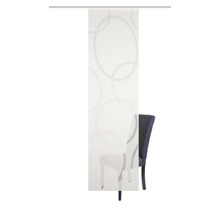 Schiebevorhang mit Kreismuster vor Stuhl